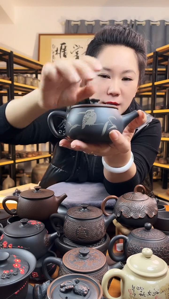 【闪购商品】壶水墨画  翠鸟  汉瓦壶 网孔