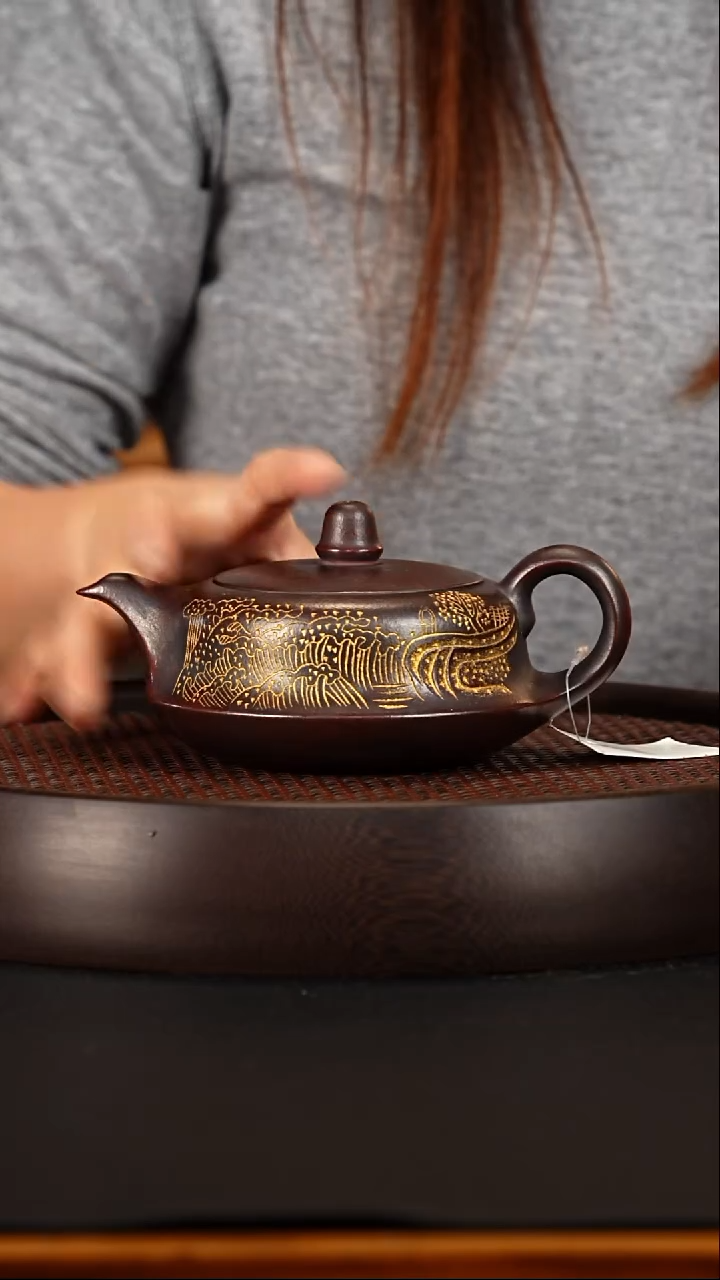 茶壶紫砂宜兴紫砂壶铁血红砂柴烧曲壶280cc