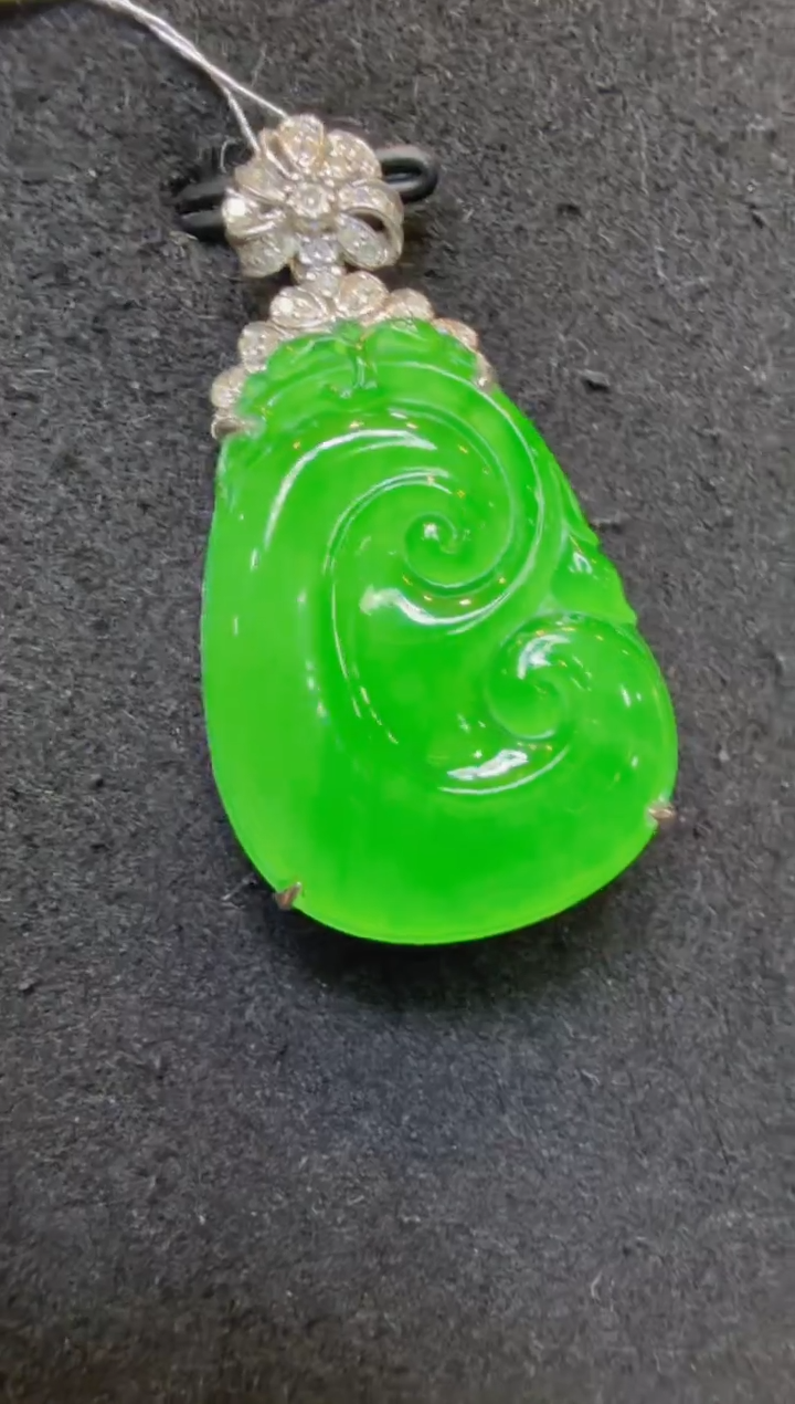 吊坠(不含链)18K金镶嵌翡翠多样性团购发一件