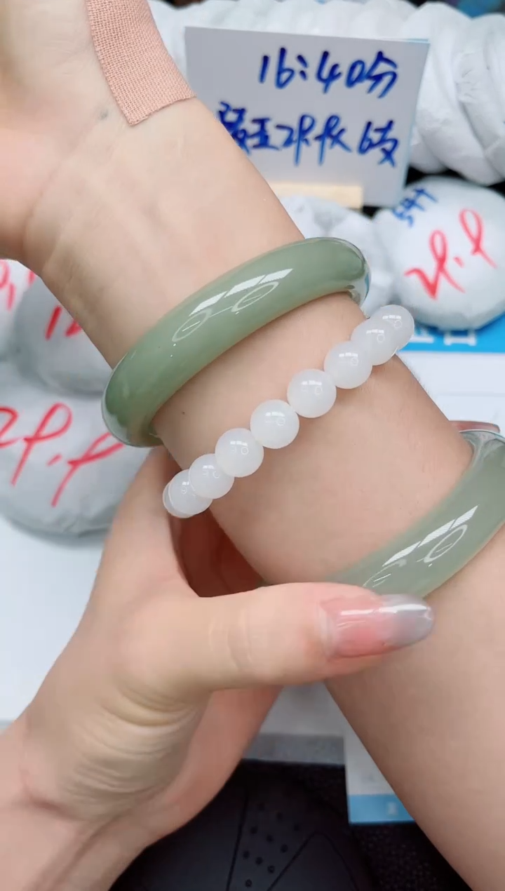 石英质玉手镯未镶嵌12-60.3