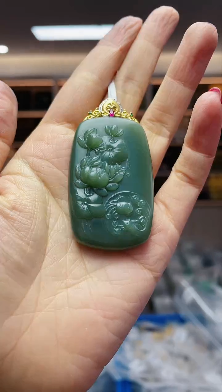 【闪购商品】和田玉`18K金镶嵌单个多样性发货