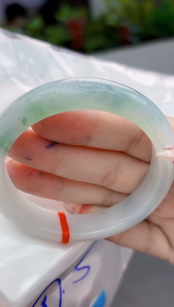 【闪购商品】翡翠手镯未镶嵌翡翠手镯