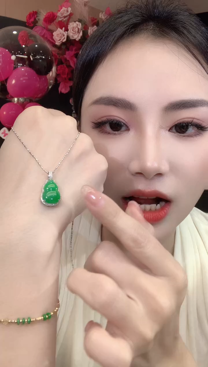 翡翠18K金镶嵌吊坠(不含链)A15 