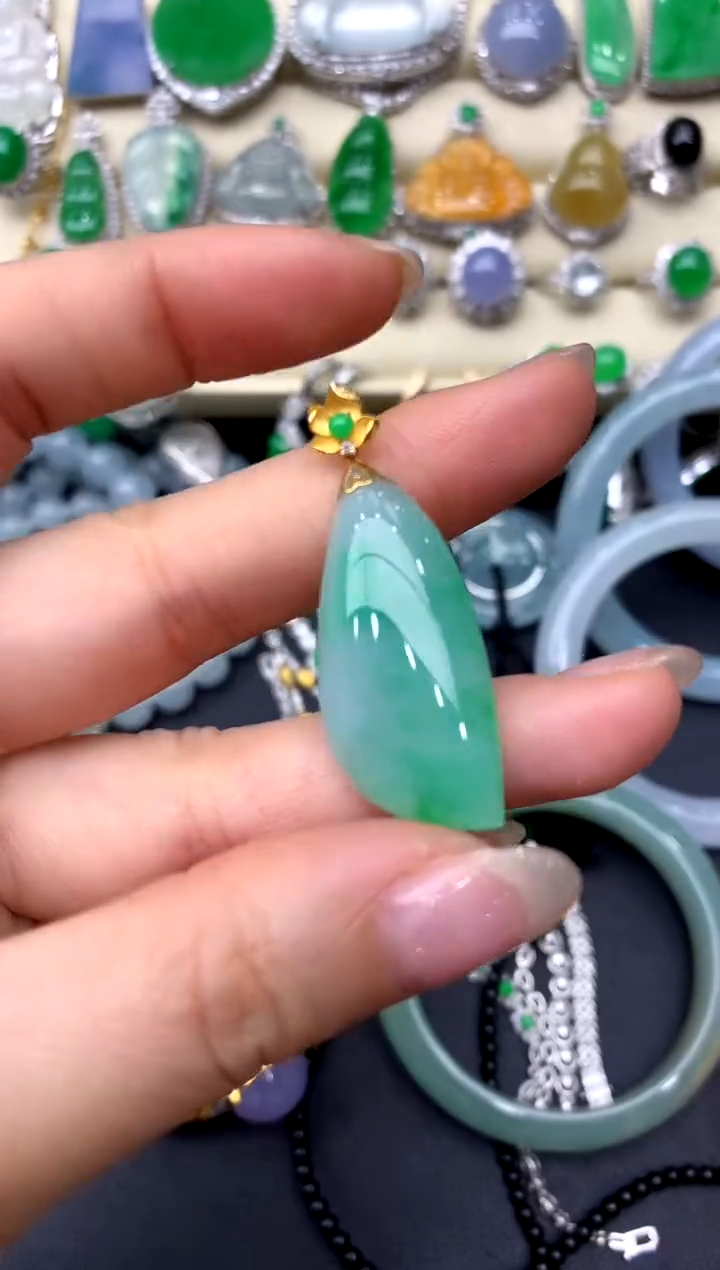 【闪购商品】翡翠颈饰18K金镶嵌224-中国好珍宝