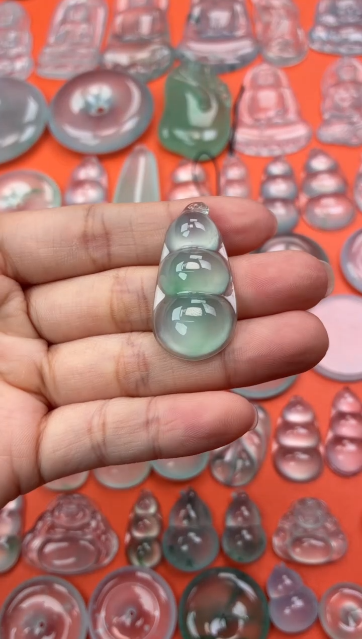 吊坠(不含链)未镶嵌翡翠38 豆子 36.7 18.6 6.6