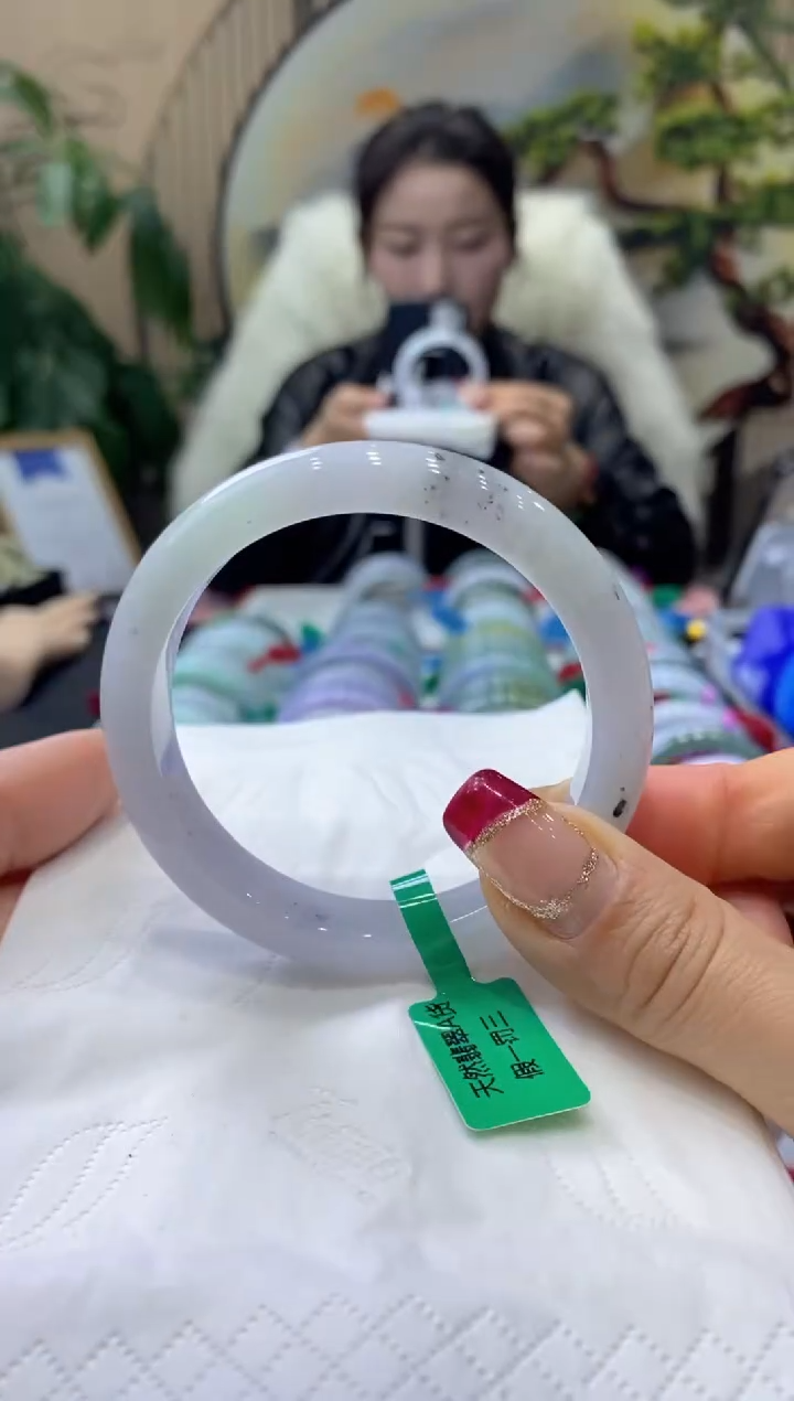 【闪购商品】翡翠手镯未镶嵌99911741