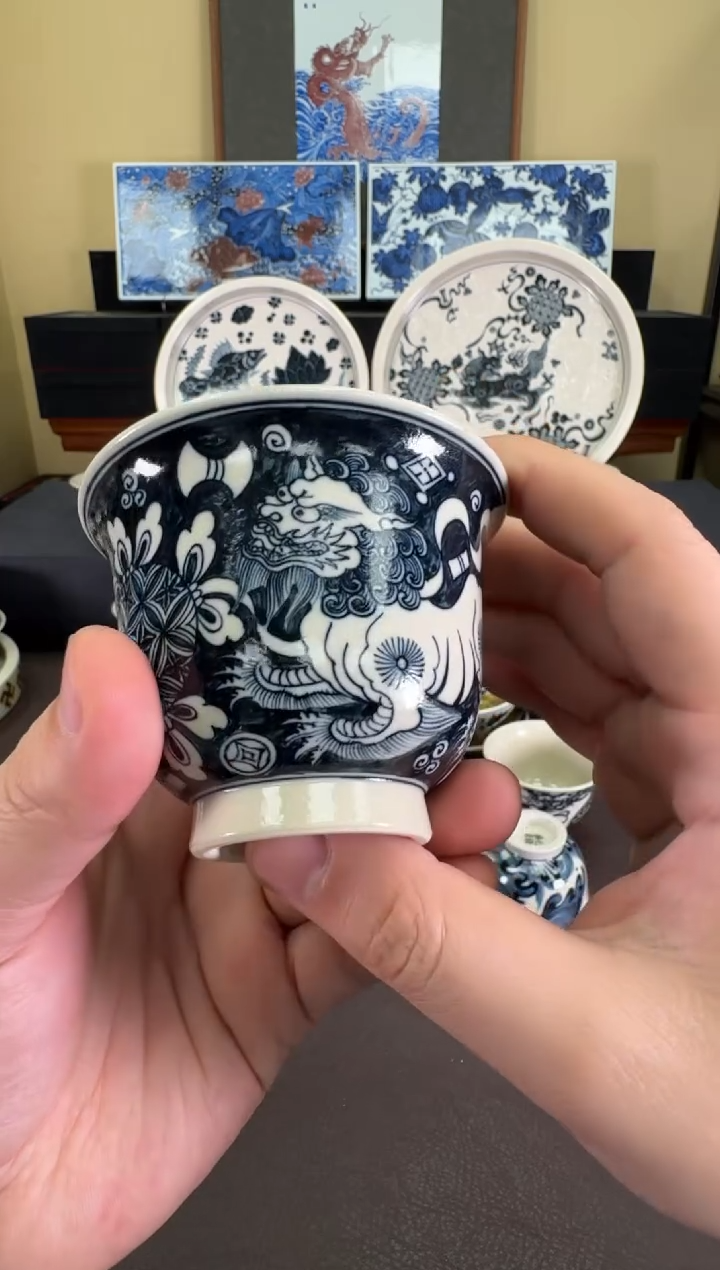 【闪购商品】二号釉双狮滚绣球铃铛杯