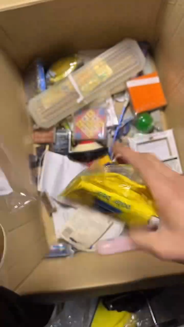 01?****然二手商品不退不换