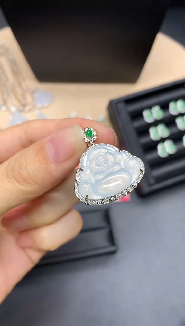 【闪购商品】翡翠吊坠(不含链)银S925镶嵌佛公【多样性发其一】