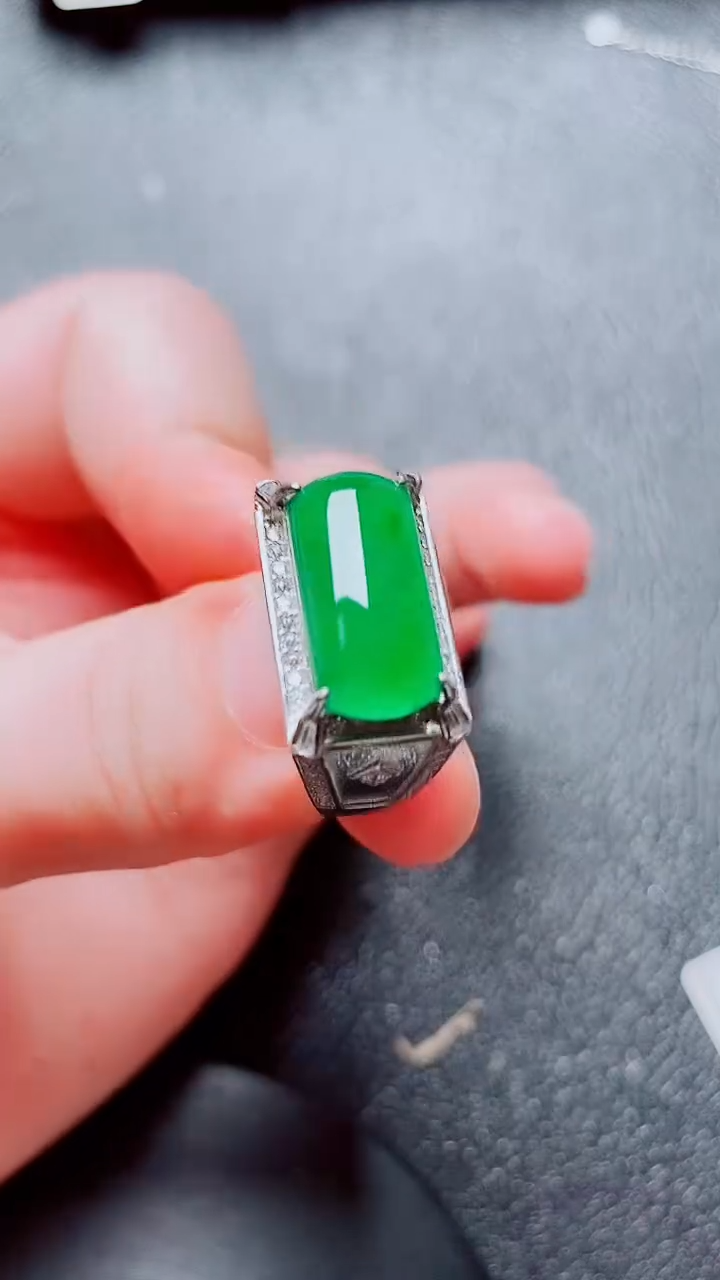 银S925镶嵌戒指翡翠1
