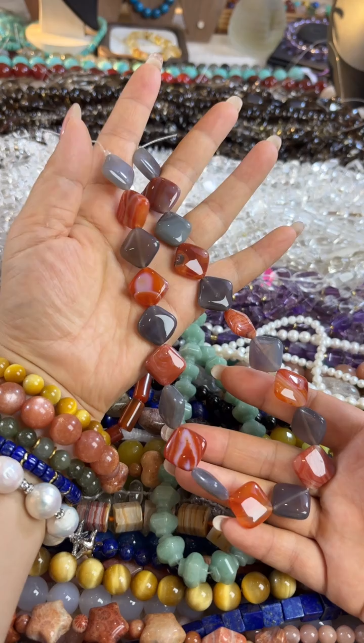 未镶嵌玛瑙/玉髓珠宝半成品多宝斜方