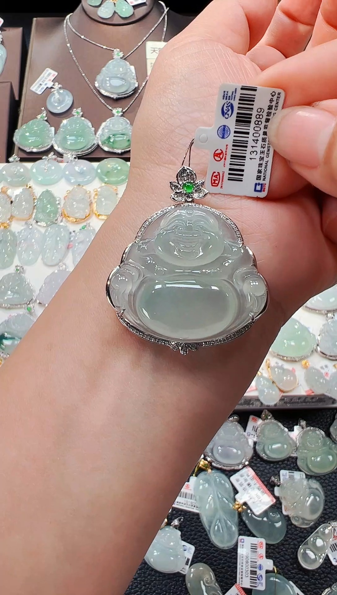 【闪购商品】翡翠吊坠(不含链)18K金镶嵌佛公吊坠889