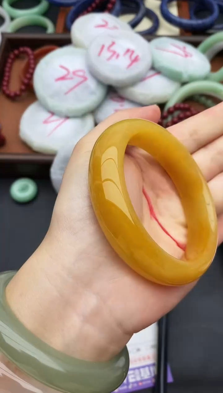 未镶嵌手镯石英质玉251+57/58