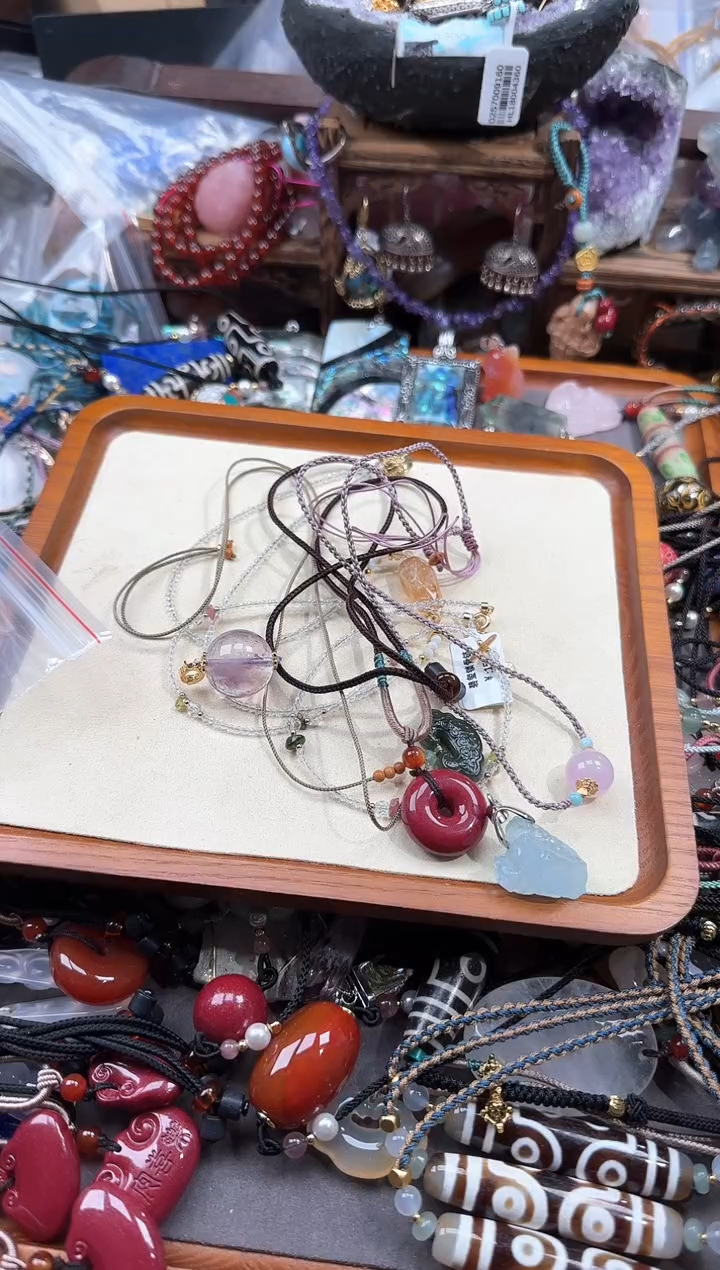 未镶嵌吊坠(赠链)玛瑙/玉髓**564564