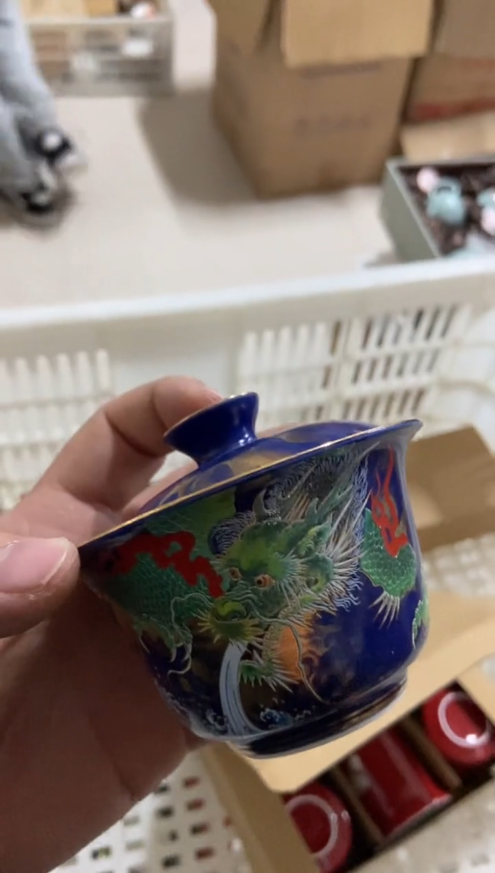 杯无运费险有瑕疵的摄影的产品有使用过的痕迹有点脏介意勿拍