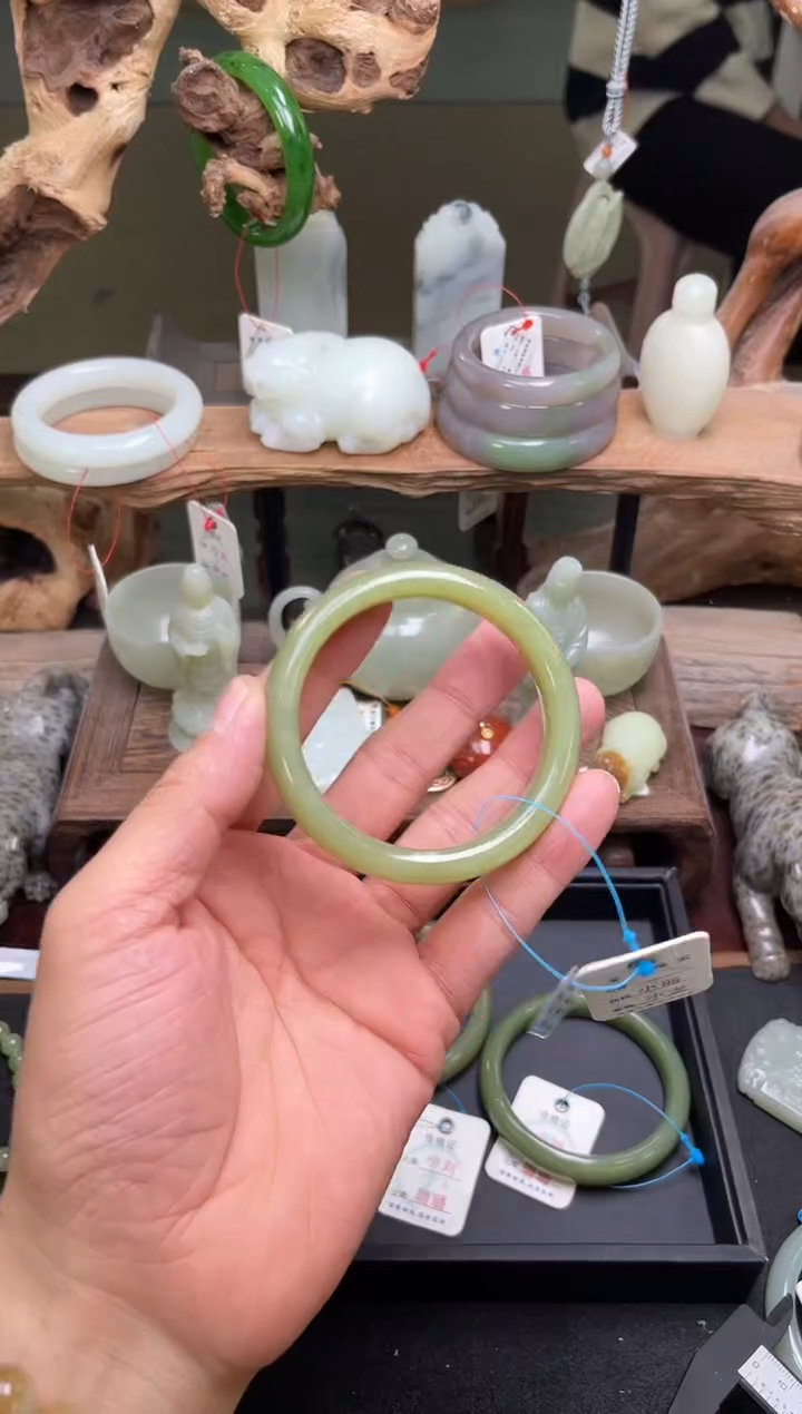 和田玉未镶嵌手镯若羌黄口手镯57圈9008317 