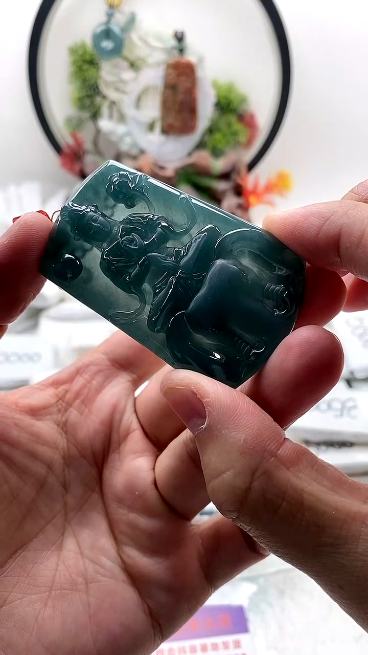 颈饰未镶嵌翡翠普贤