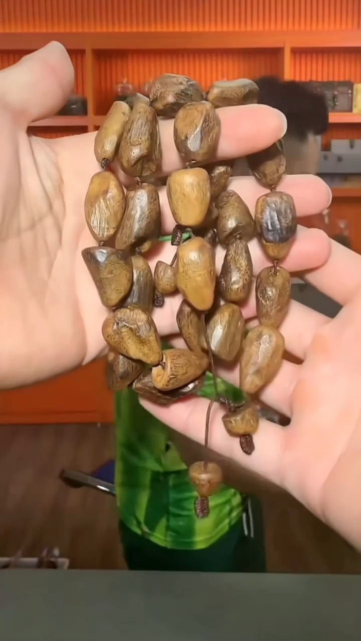 沉香手串244号单圈20g+多样性发一