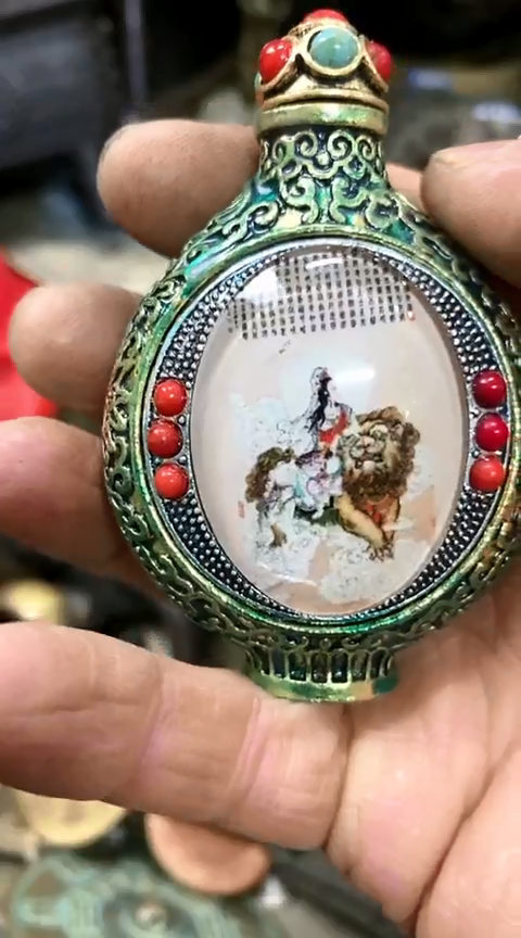 【闪购商品】一物一拍编号骑兽鼻壶