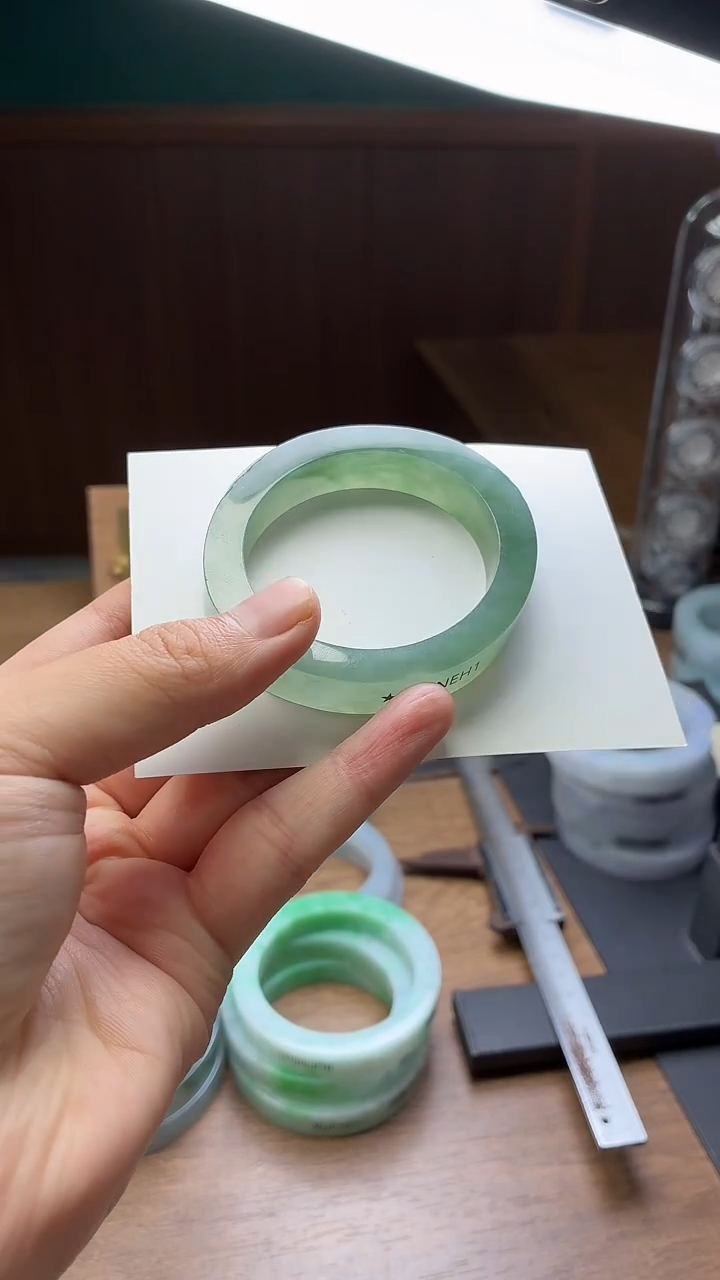 未镶嵌手镯定制翡翠K****y定制