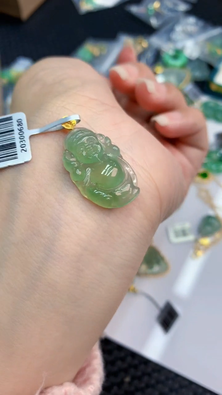 【闪购商品】翡翠颈饰18K金镶嵌            8