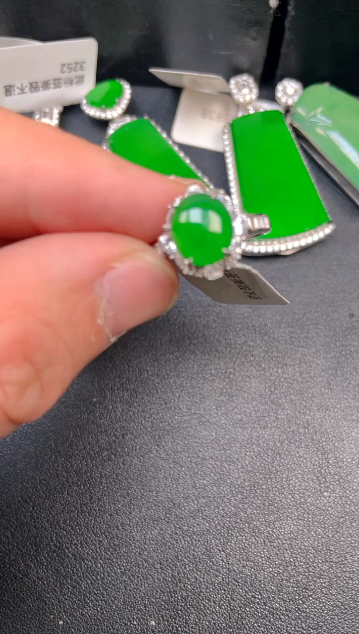 吊坠(不含链)银S925镶嵌翡翠吊坠