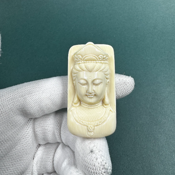 E6510天然猛犸牙雕刻牌 支持鉴定 假一罚四