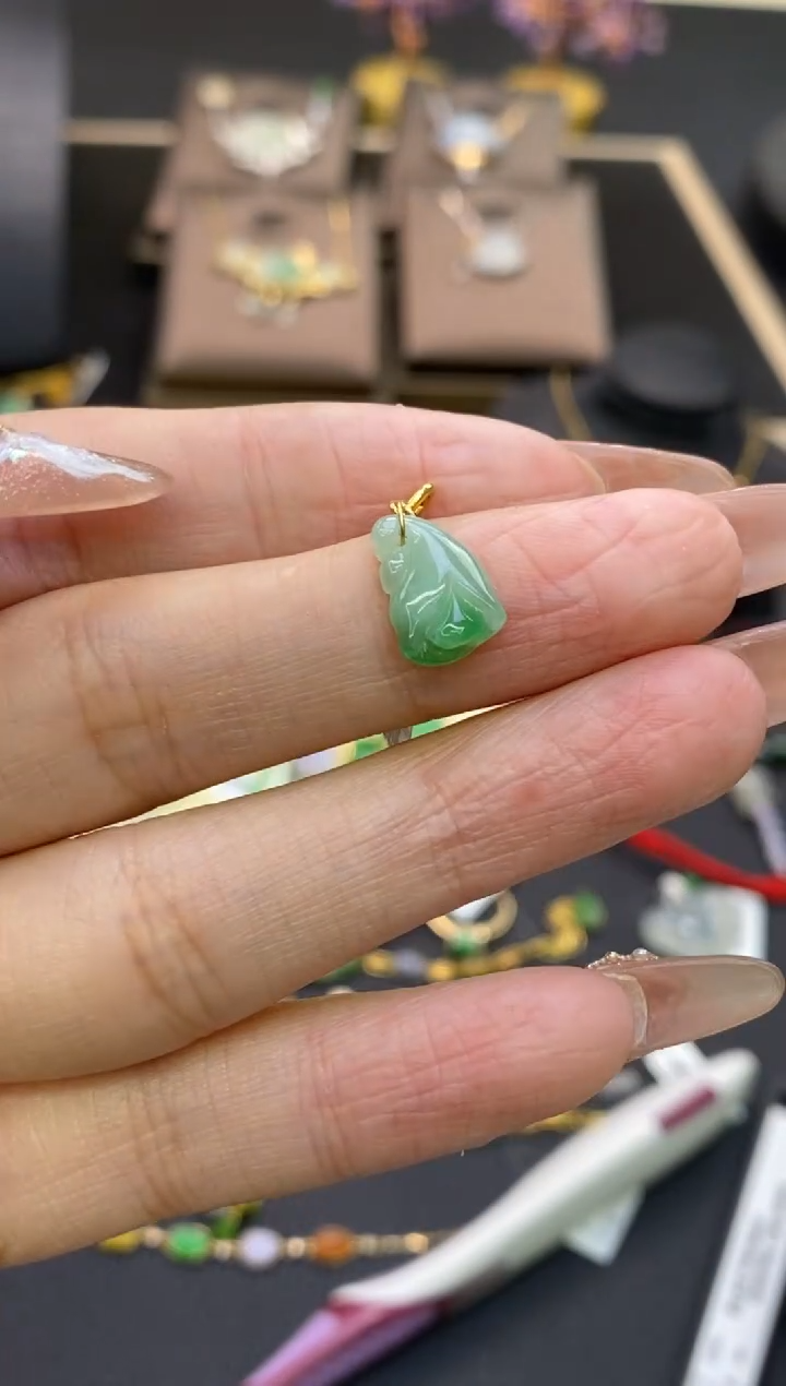 【闪购商品】翡翠颈饰18K金镶嵌净货11854