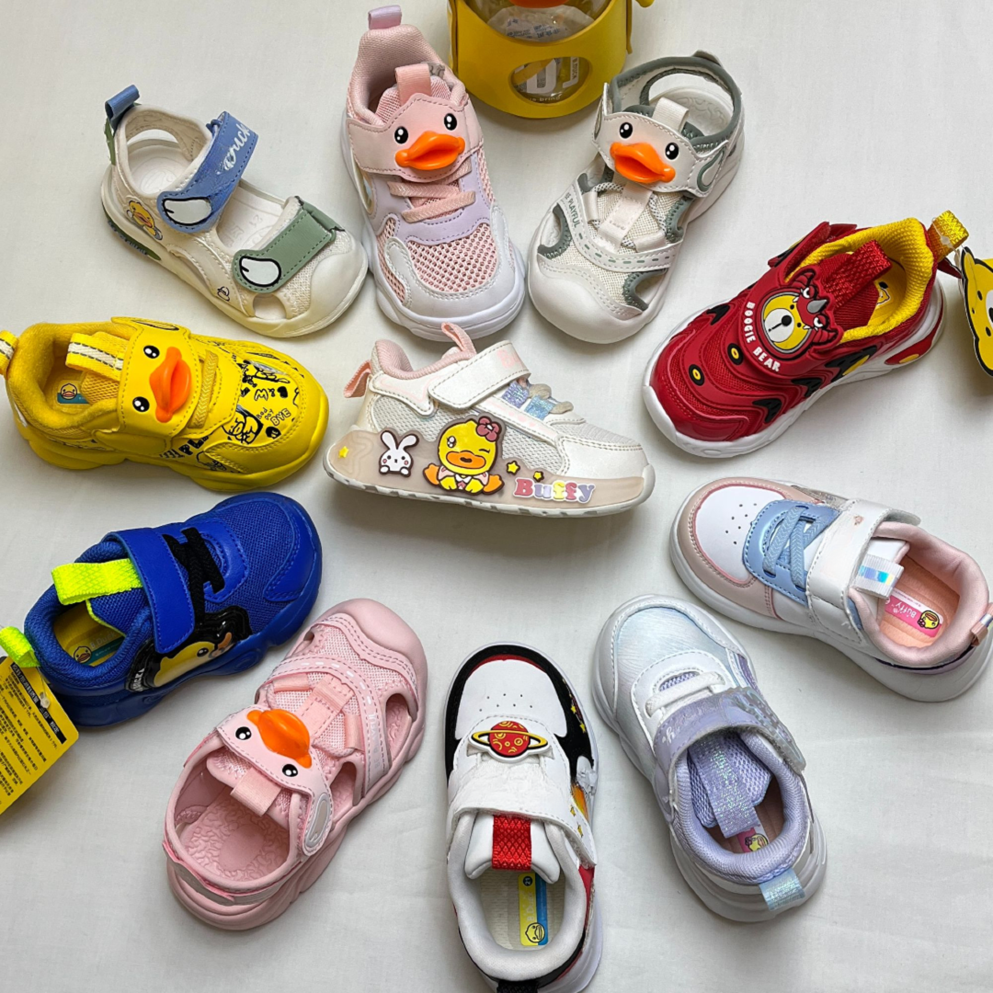 孤品童鞋男女童运动休闲百搭凉鞋休闲鞋运动儿童板鞋【专拍链接】