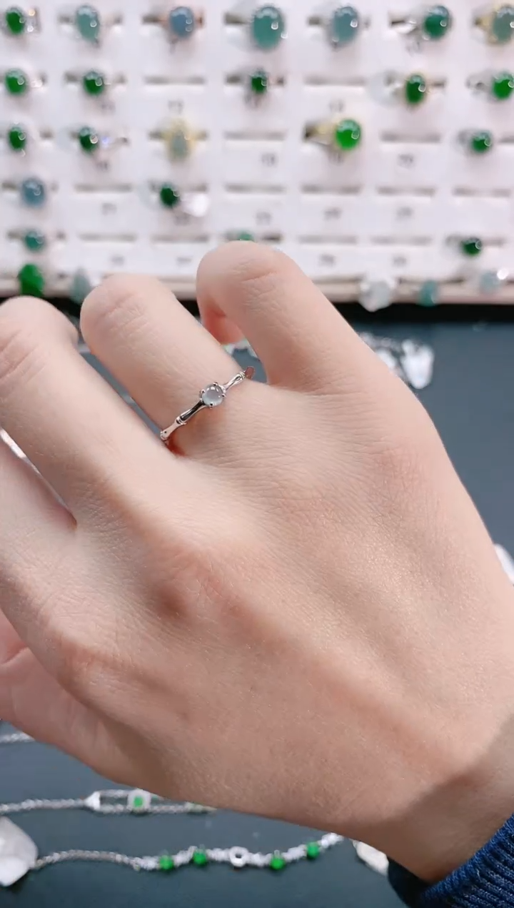 【闪购商品】翡翠戒指银S925镶嵌天然翡翠