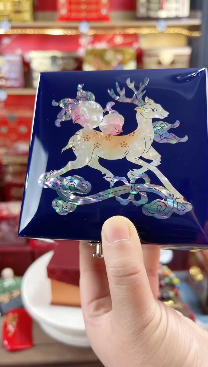 【闪购商品】11厘米正方实木千层螺钿镶嵌蓝色一鹿有你