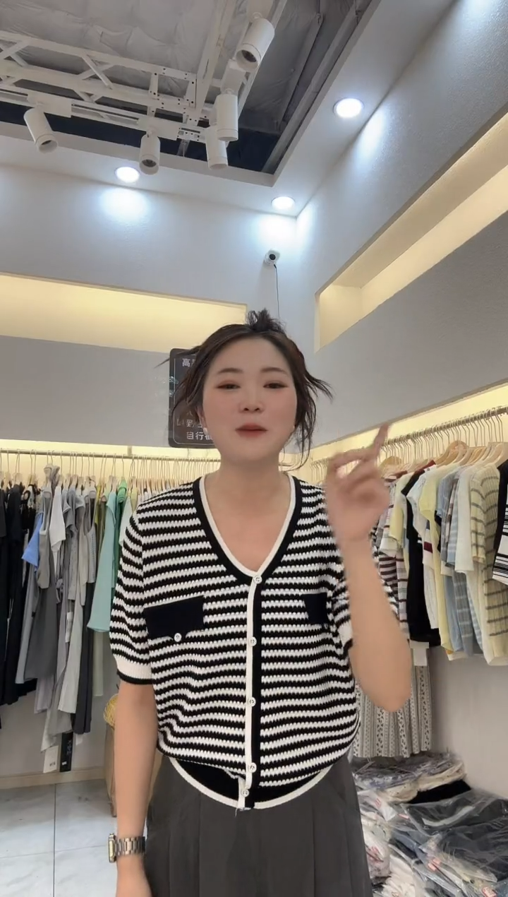 【菠菜女装】编号010