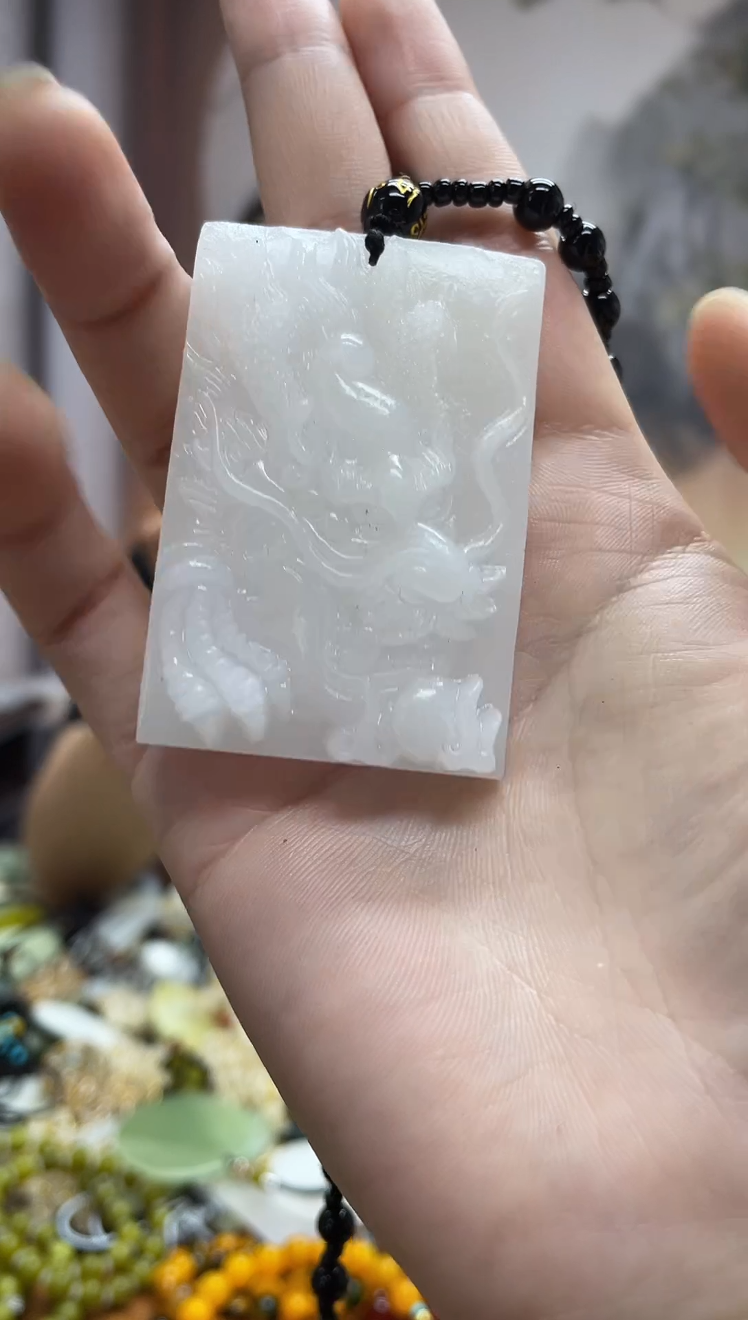 未镶嵌岫玉吊坠·