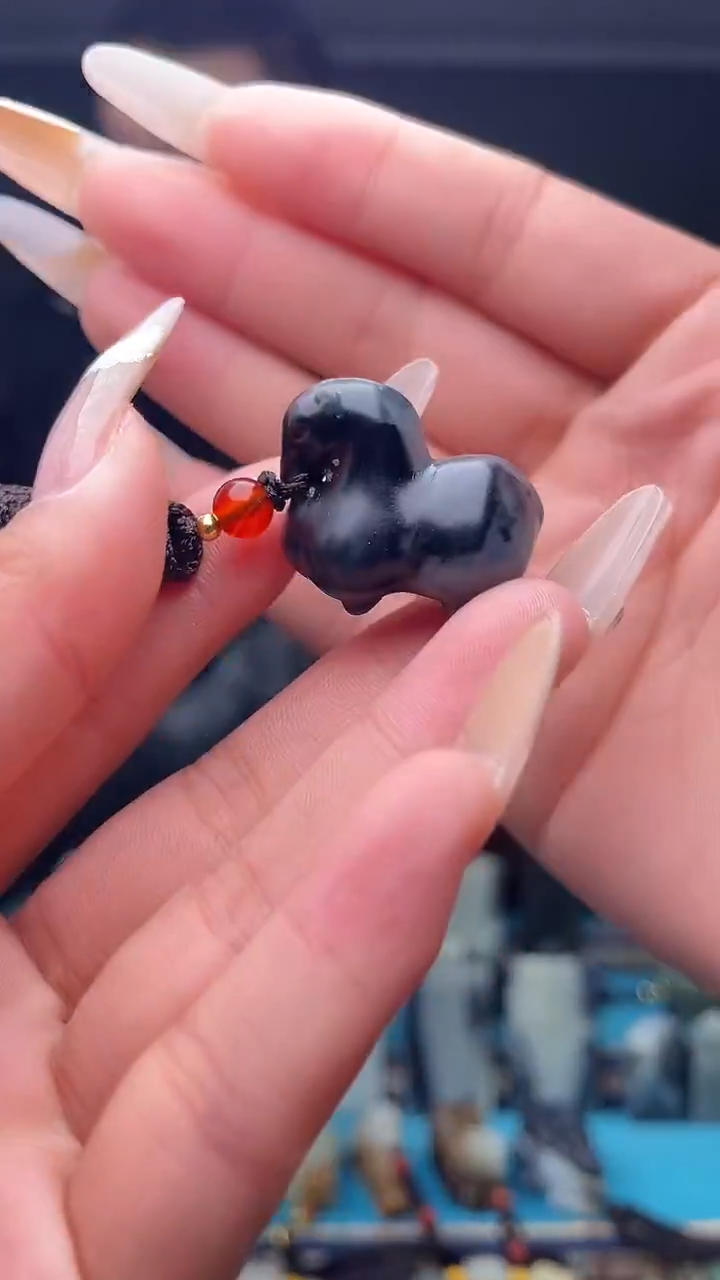 未镶嵌和田玉挂件1