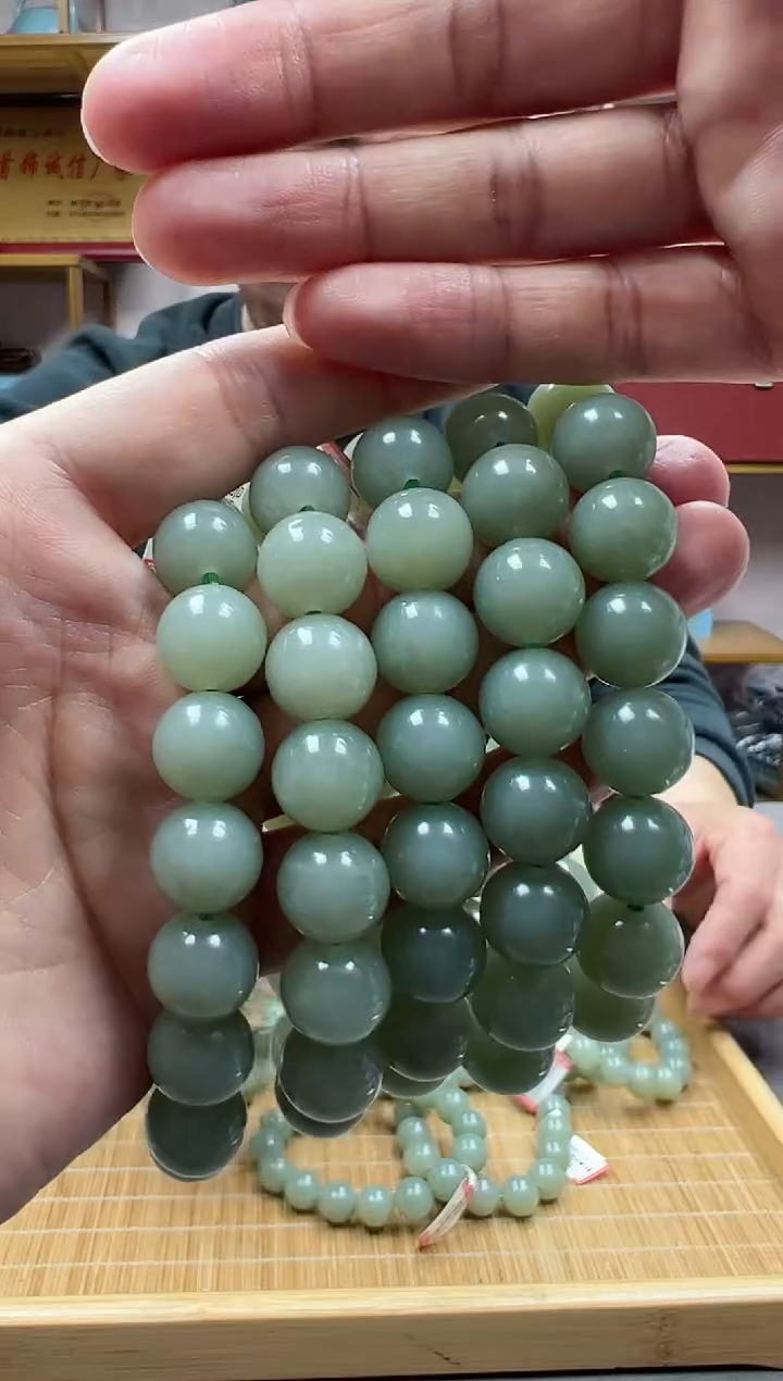 【闪购商品】和田玉手链未镶嵌13且末天空蓝多样性发货·拍一发一