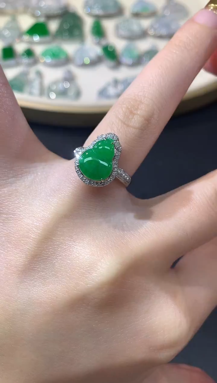 18K金镶嵌戒指翡翠W194|6999