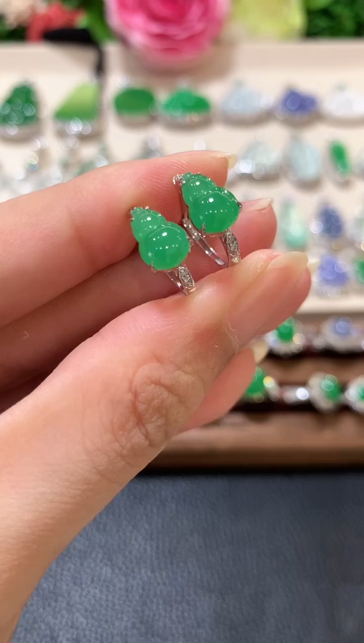 18K金镶嵌翡翠耳饰b72  