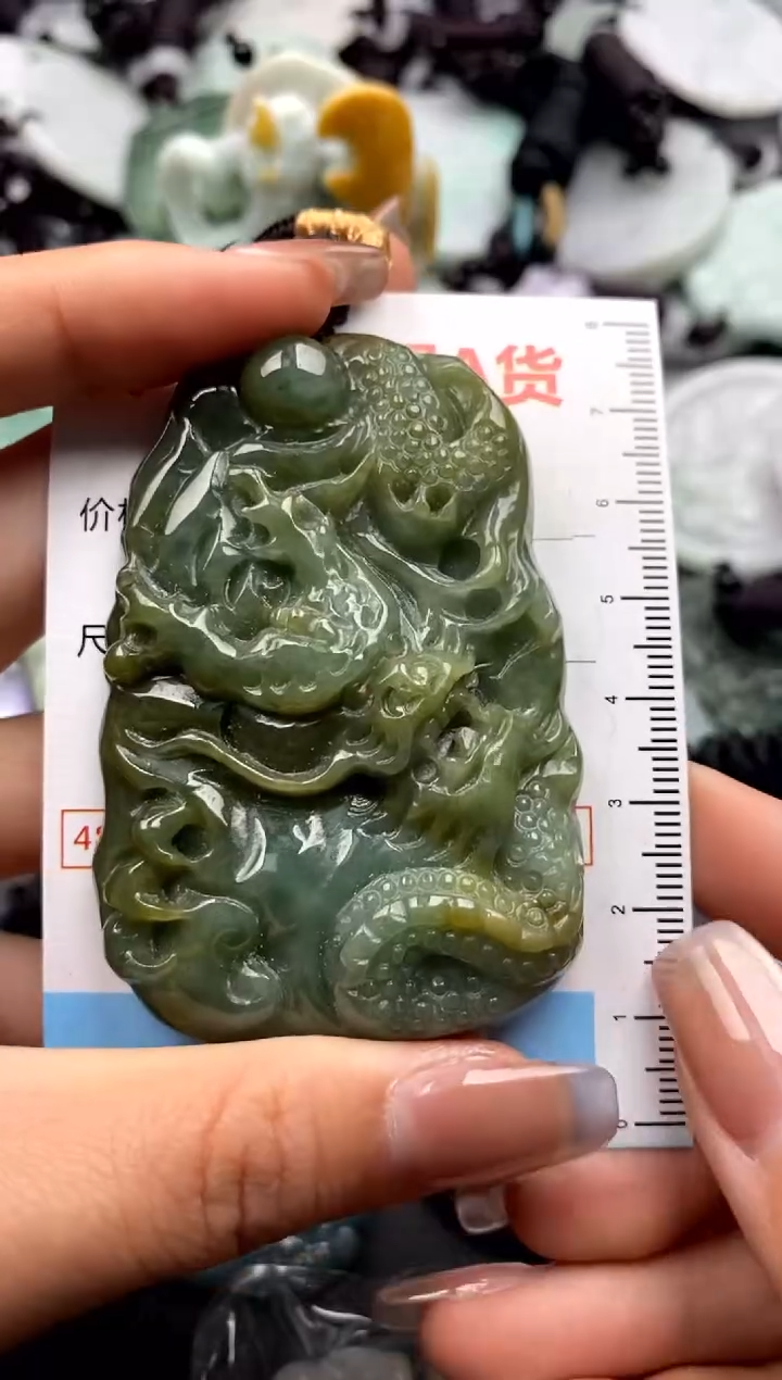【闪购商品】翡翠未镶嵌吊坠(不含链)1