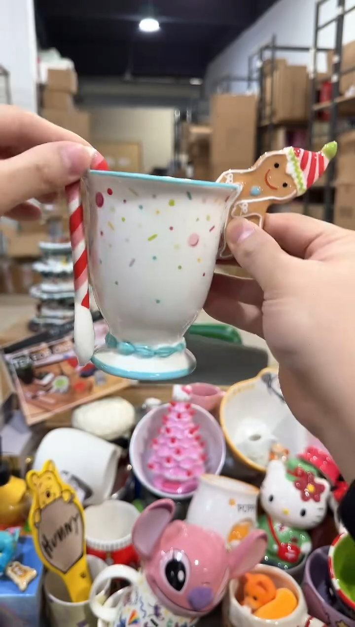 瓷片姜饼人一杯一勺