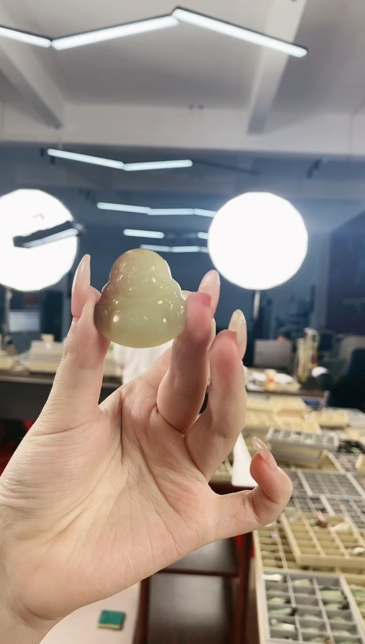 【闪购商品】和田玉挂件未镶嵌糖甘黄佛公