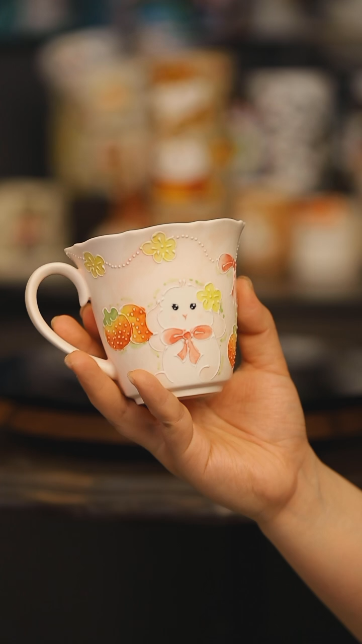 【闪购商品】摆件景德镇釉下彩绘设计师款式陶瓷