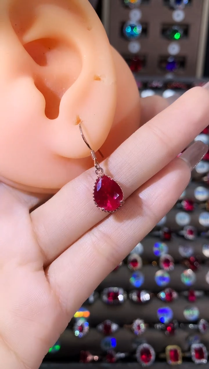 银S925镶嵌耳饰红宝石玫瑰金