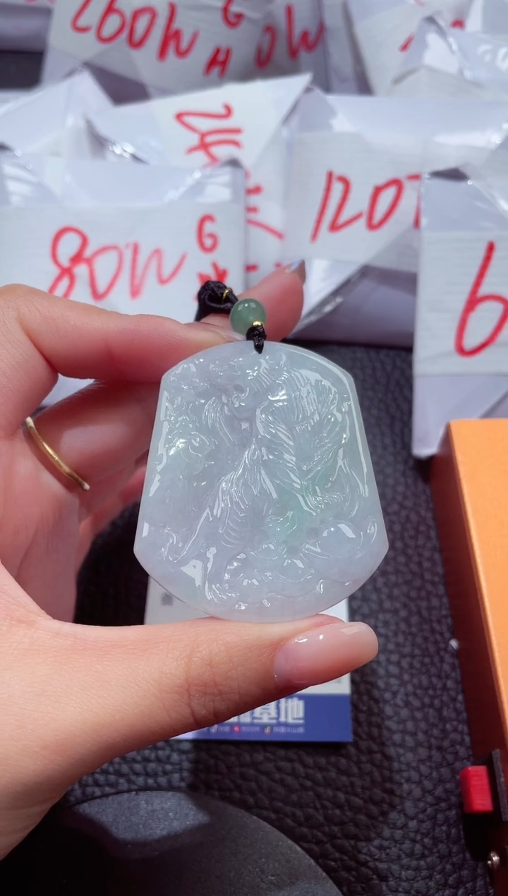 颈饰未镶嵌翡翠210