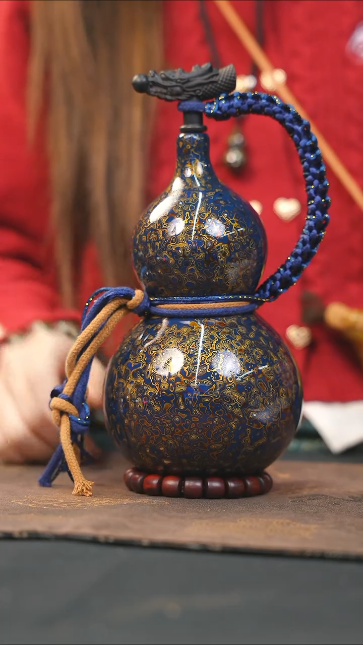 【闪购商品】WG198漆艺酒葫芦不包手串及旋转底座