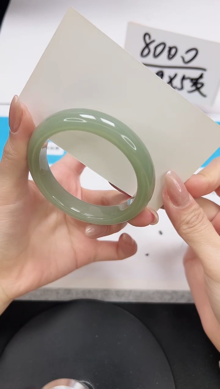 【闪购商品】石英质玉手镯未镶嵌A49-53.5