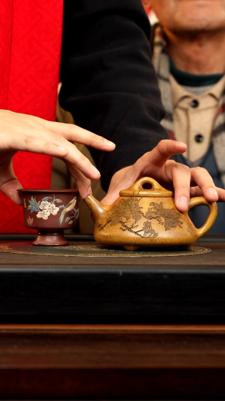 【闪购商品】紫砂茶壶WSY 龙骨金砂 子冶石瓢 320cc