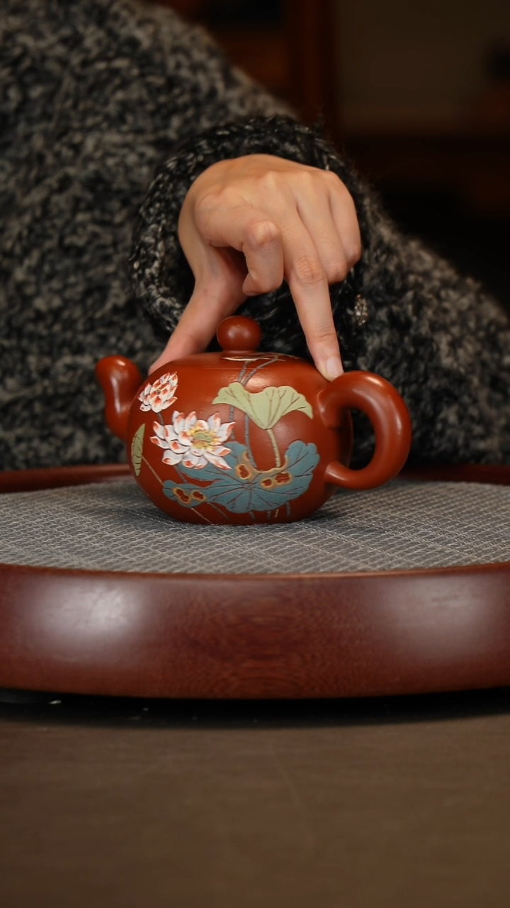 【闪购商品】紫砂茶壶老朱泥一粒珠+荷花画300c