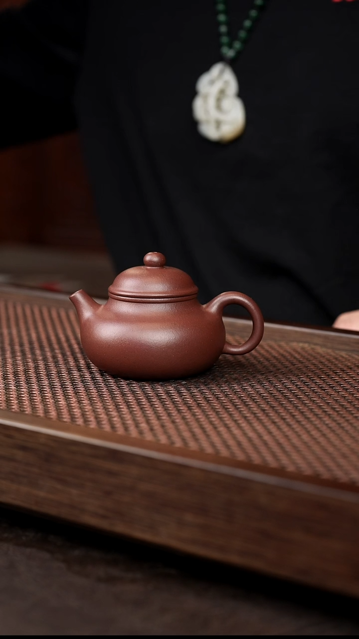 茶壶紫砂紫泥容天