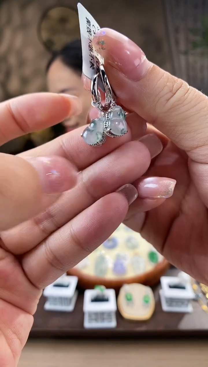 翡翠银S925镶嵌吊坠(不含链)耳饰一对