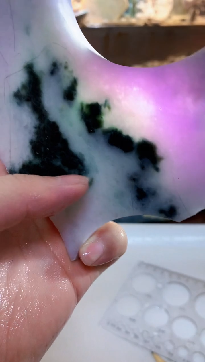 翡翠裸石0朱0翡翠珠宝103